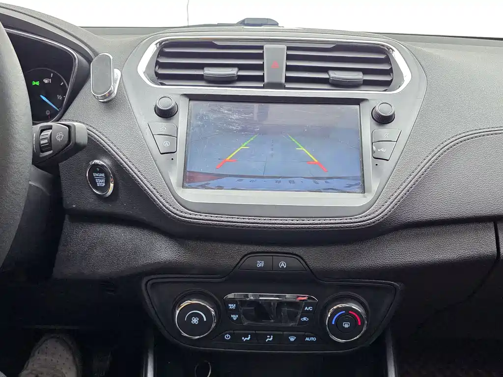 Forex 2019 facelift 1.5L automatic enjoyment type National VI купить на сайте DeffCars