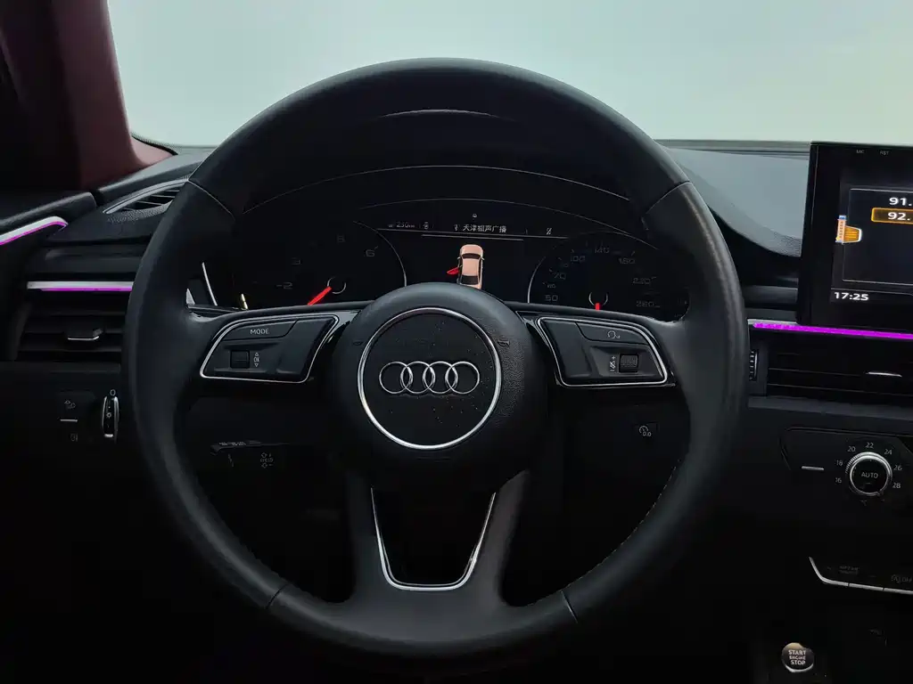 Audi A4L 2018 30th Anniversary Model 40 TFSI Enterprising купить на сайте DeffCars