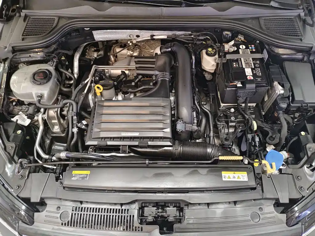 Golf 2023 facelift 280TSI DSG Pro купить на сайте DeffCars