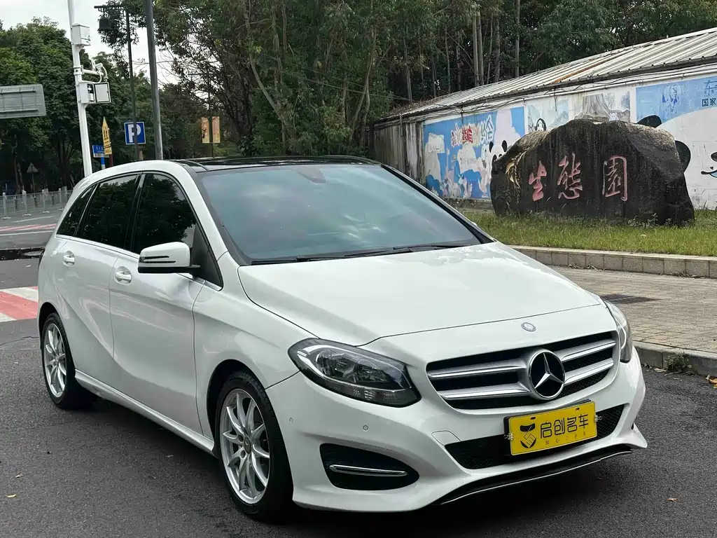 Mercedes-Benz B-Class 2015 B 200 Dynamic купить на сайте DeffCars