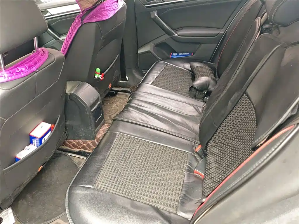 Bora 2018 1.5L manual comfort model купить на сайте DeffCars