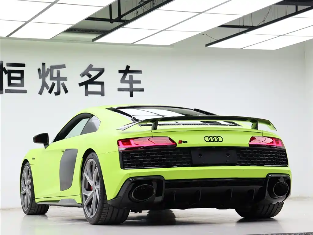 Audi R8 2022 V10 Coupe performance купить на сайте DeffCars