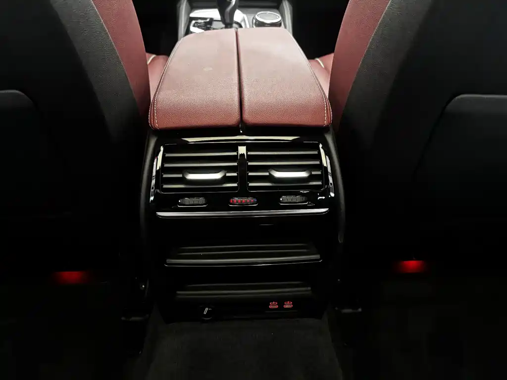 BMW 5 Series New Energy 2022 Model 2 535Le M Sports Package купить на сайте DeffCars
