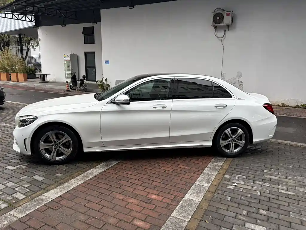 Mercedes-Benz C-Class 2021 C 260 L Sports Edition купить на сайте DeffCars