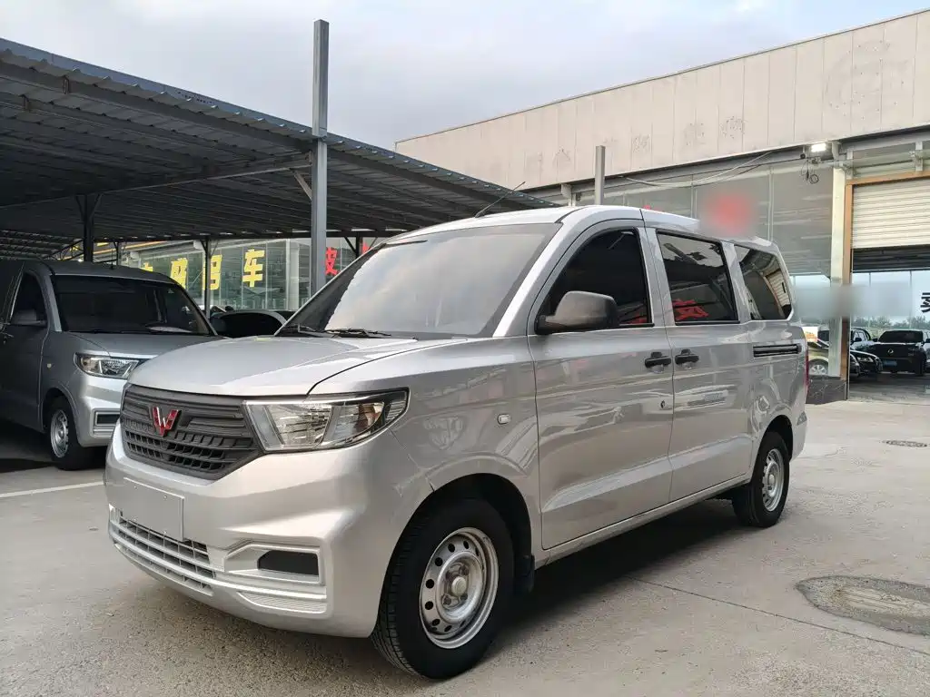 Wuling Hongguang V 2022 1.5L Jinchue version hydraulically assisted LAR купить на сайте DeffCars
