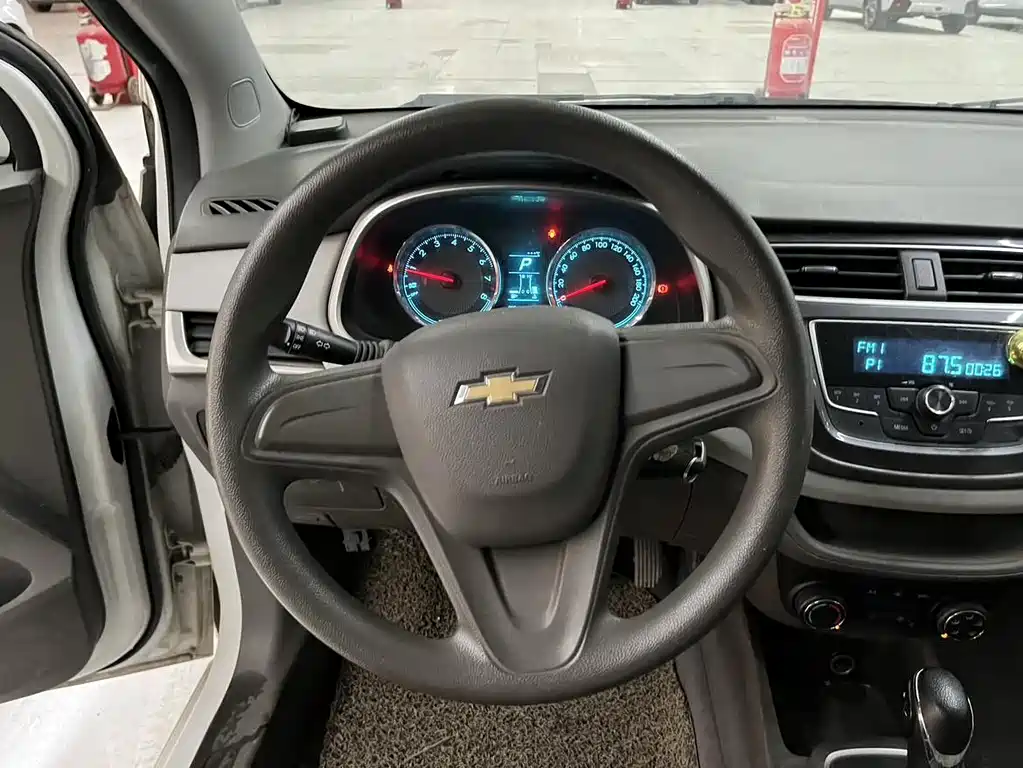 LeFeng RV 2018 1.5L Automatic Smooth Edition купить на сайте DeffCars