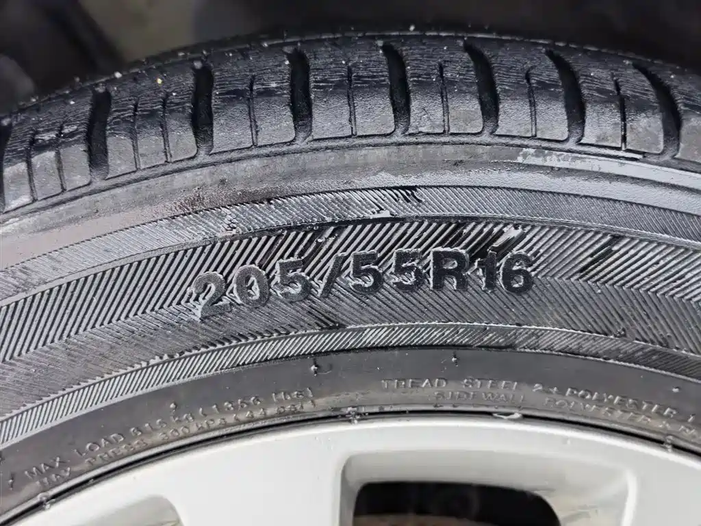Langdong 2016 1.6L manual premium model купить на сайте DeffCars