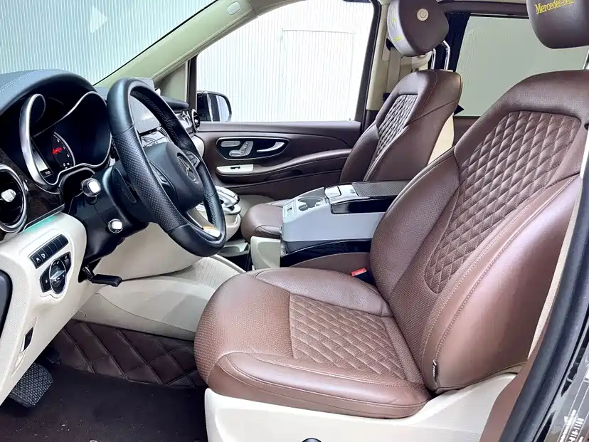 Mercedes-Benz V-Class 2018 V 260 L Premium Extended Edition National VI купить на сайте DeffCars