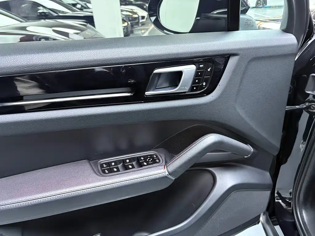Cayenne 2018 Cayenne 3.0T купить на сайте DeffCars
