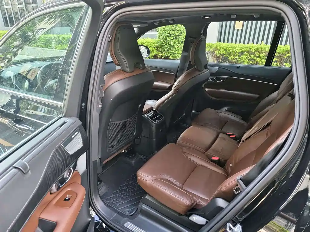 Volvo XC90 plug-in hybrid 2023 T8 RECHARGE Zhizun Deluxe Edition 7 seats купить на сайте DeffCars