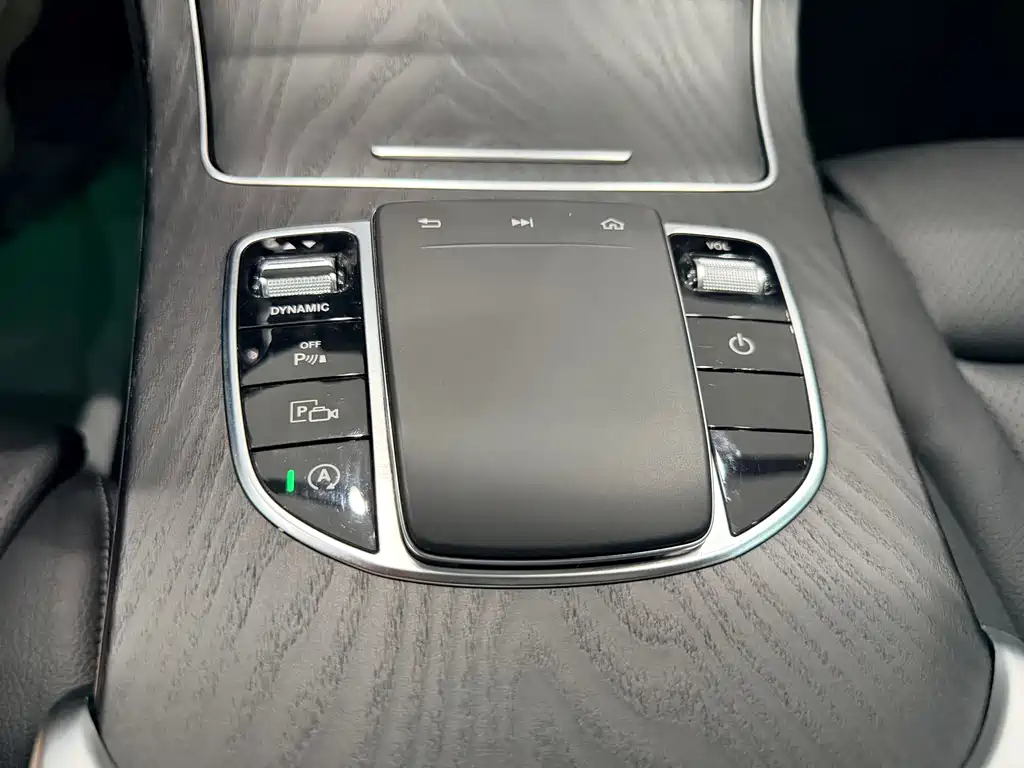 Mercedes-Benz C-Class 2021 C 200 L Fashionable Sports Edition купить на сайте DeffCars