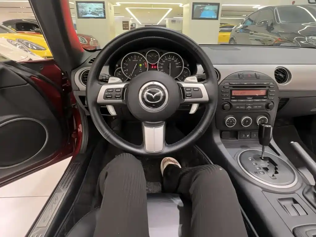 Mazda MX-5 2009 2.0 купить на сайте DeffCars