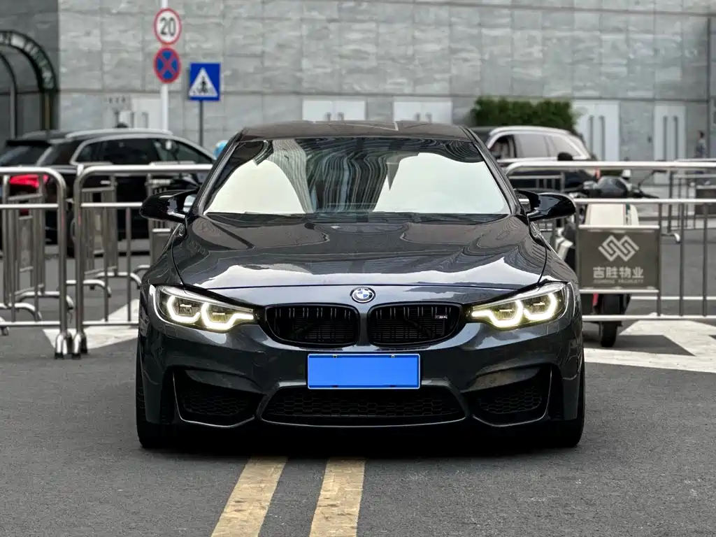 BMW M4 2019 M4 Coupe Racing Edition купить на сайте DeffCars