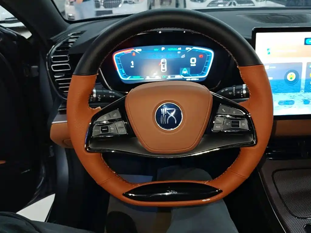 Han 2022 DM-i 121KM exclusive model купить на сайте DeffCars