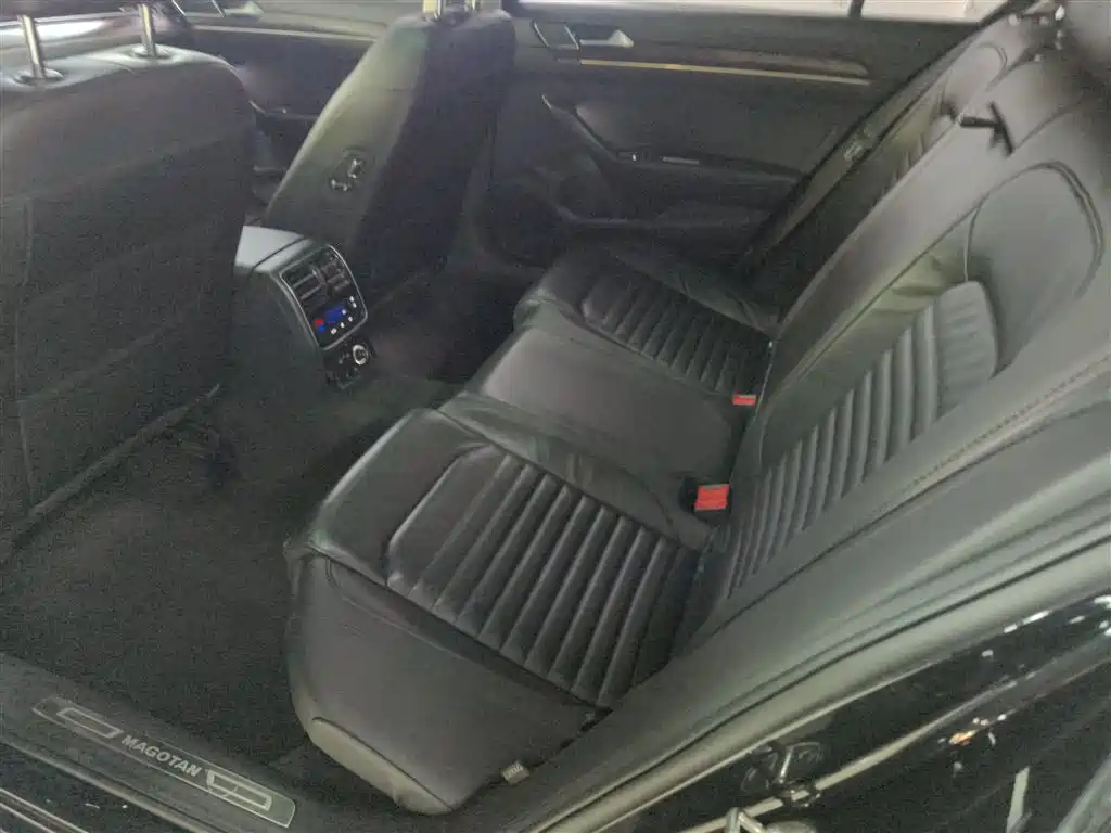 Magotan 2018 facelift 330TSI DSG luxury model купить на сайте DeffCars