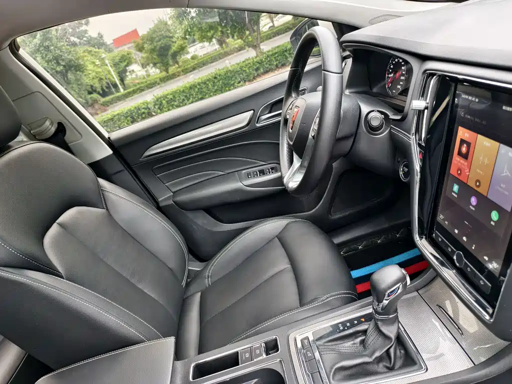 Roewe i6 Classic 2018 20T Automatic Internet Smart Edition купить на сайте DeffCars