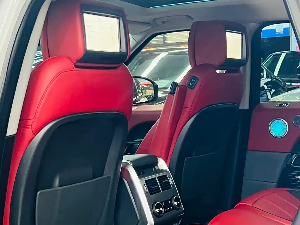 Range Rover Sport 2021 3.0 L6 Black Edition купить на сайте DeffCars