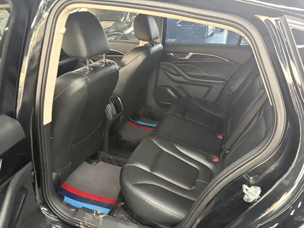 Pentium B70 2021 1.5T automatic enjoyment type купить на сайте DeffCars
