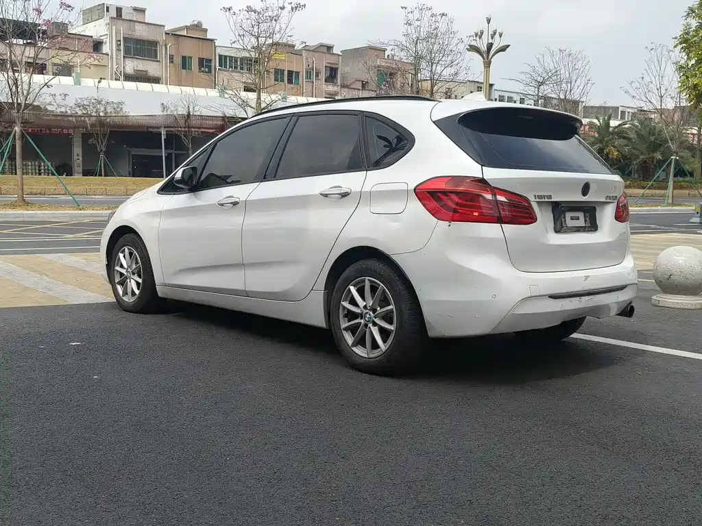 BMW 2 Series Station Wagon 2016 218i Fashion Model купить на сайте DeffCars