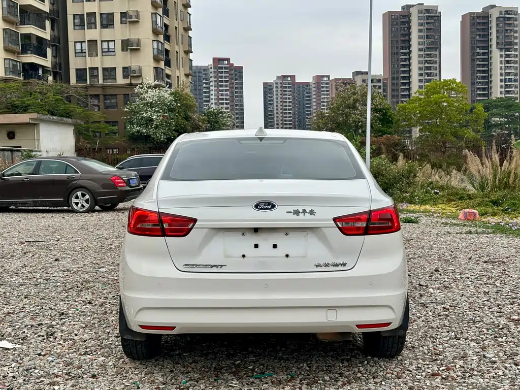 Escort 2017 1.5L automatic comfort model купить на сайте DeffCars