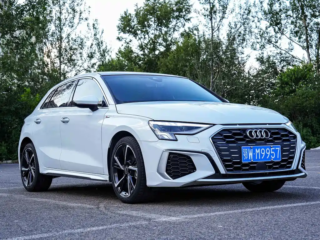 Audi A3 2023 Sportback 35 TFSI stylish and sporty купить на сайте DeffCars