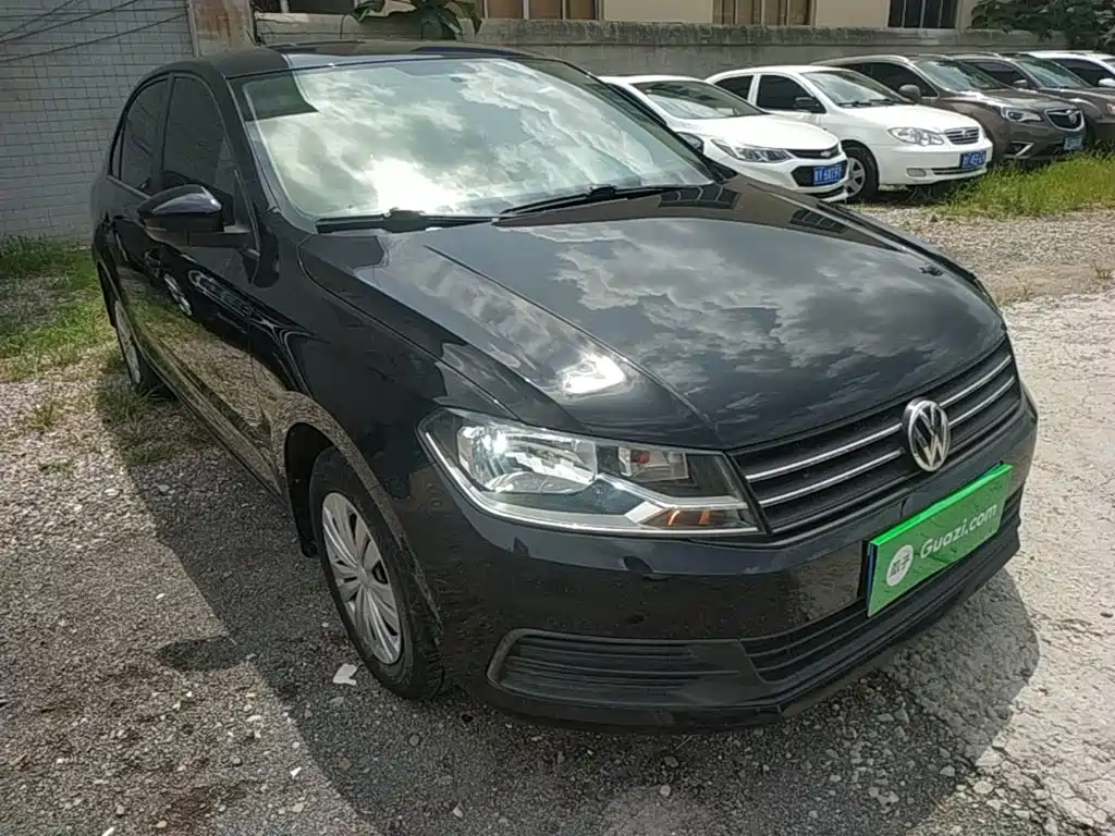 Santana 2016 1.4L Manual Fashion Edition купить на сайте DeffCars