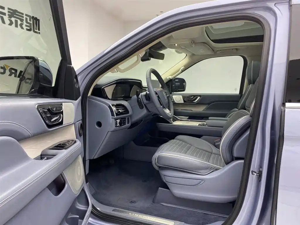 Navigator 2020 3.5T President Series купить на сайте DeffCars