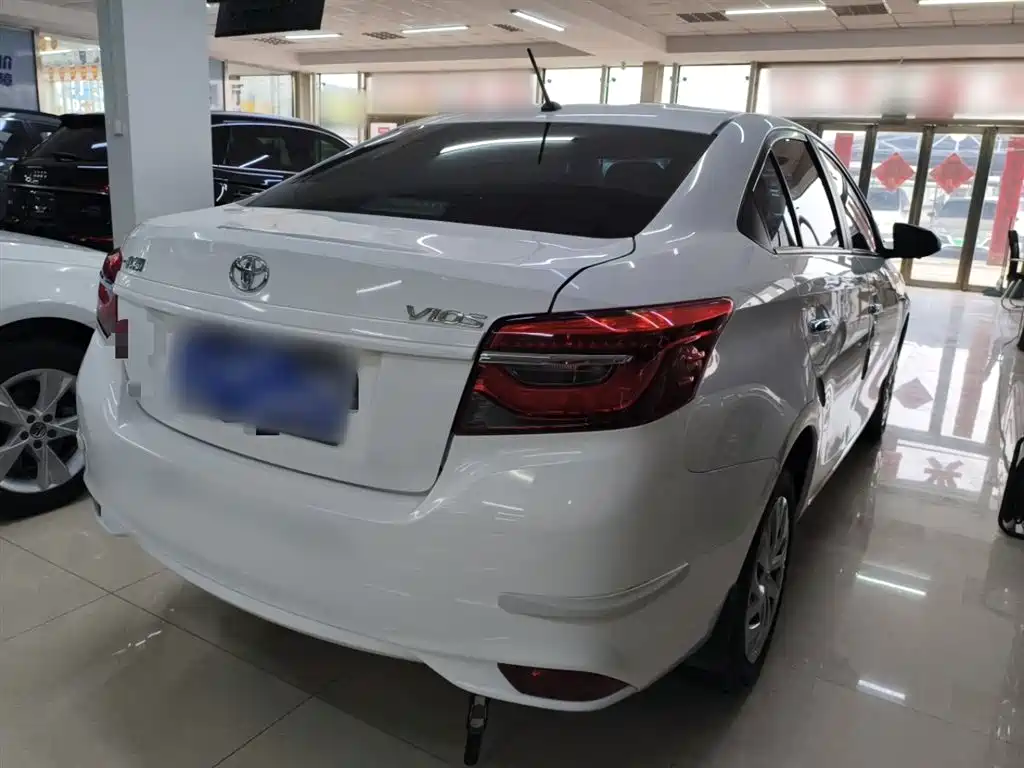 Vios 2022 1.5L 20th Anniversary Edition купить на сайте DeffCars