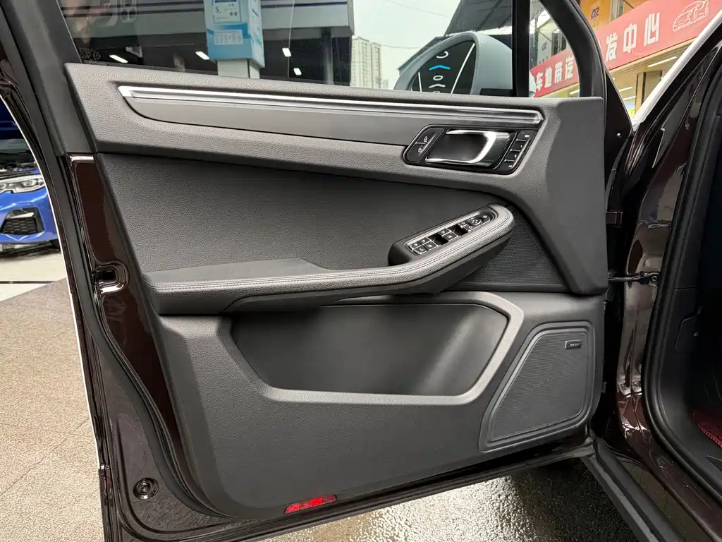 Macan 2022 Macan 2.0T купить на сайте DeffCars