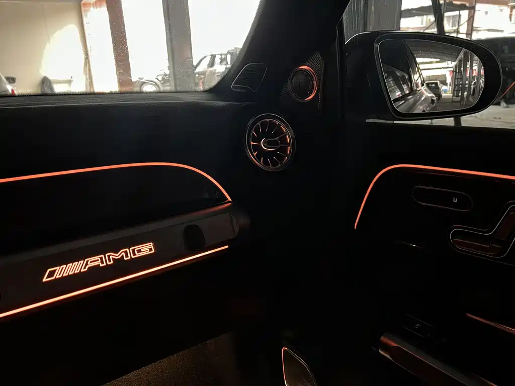 Mercedes-Benz GLB AMG 2021 facelift AMG GLB 35 4MATIC купить на сайте DeffCars