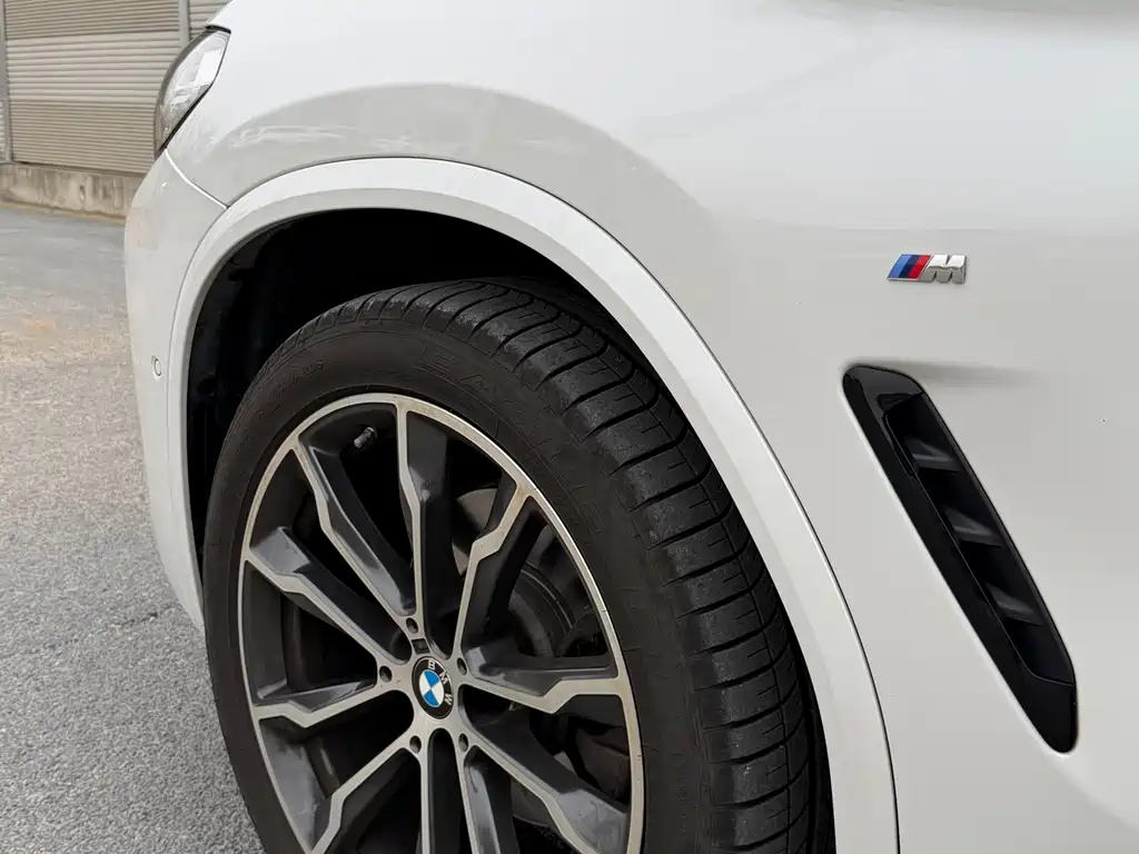 BMW X3 2023 Facelift xDrive30i Leading M Night Package купить на сайте DeffCars