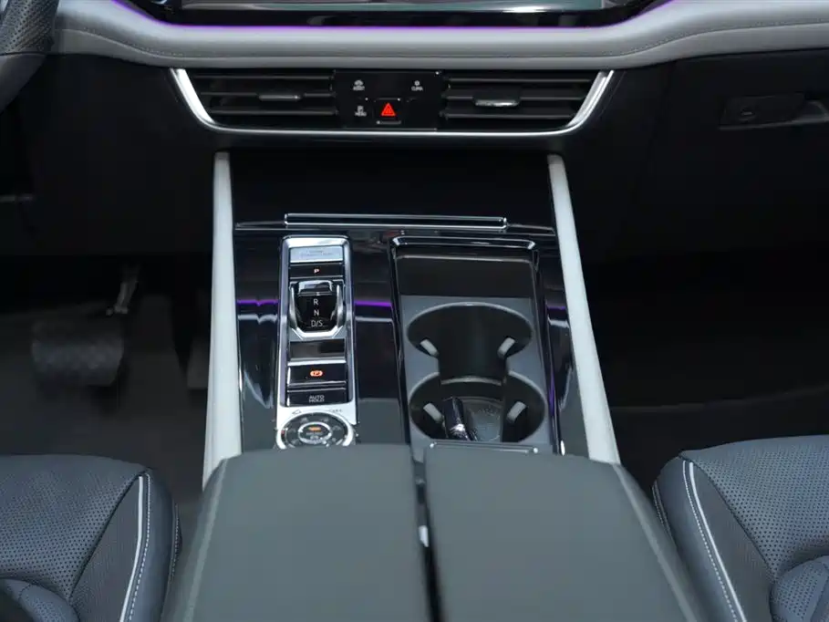 Touron 2024 380TSI four-wheel drive supreme flagship version купить на сайте DeffCars