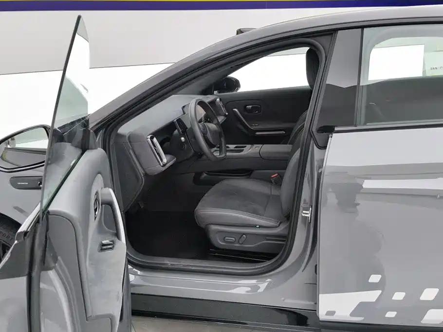 Leap run Lafa5 2026 model 515 Max купить на сайте DeffCars