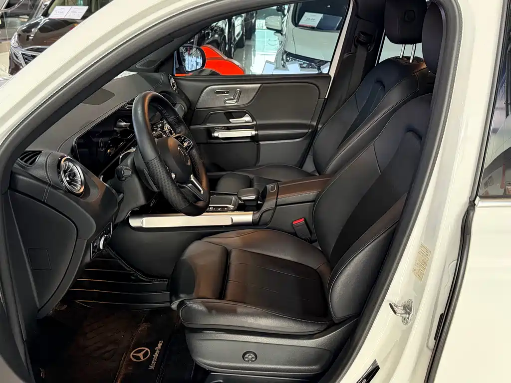 Mercedes-Benz GLB 2023 GLB 220 Fashion Model купить на сайте DeffCars