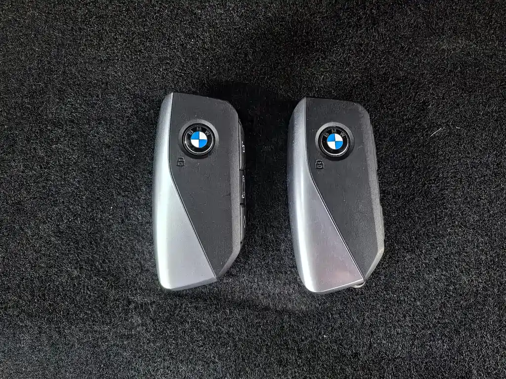 BMW iX1 2025 eDrive25L M Sports Package купить на сайте DeffCars