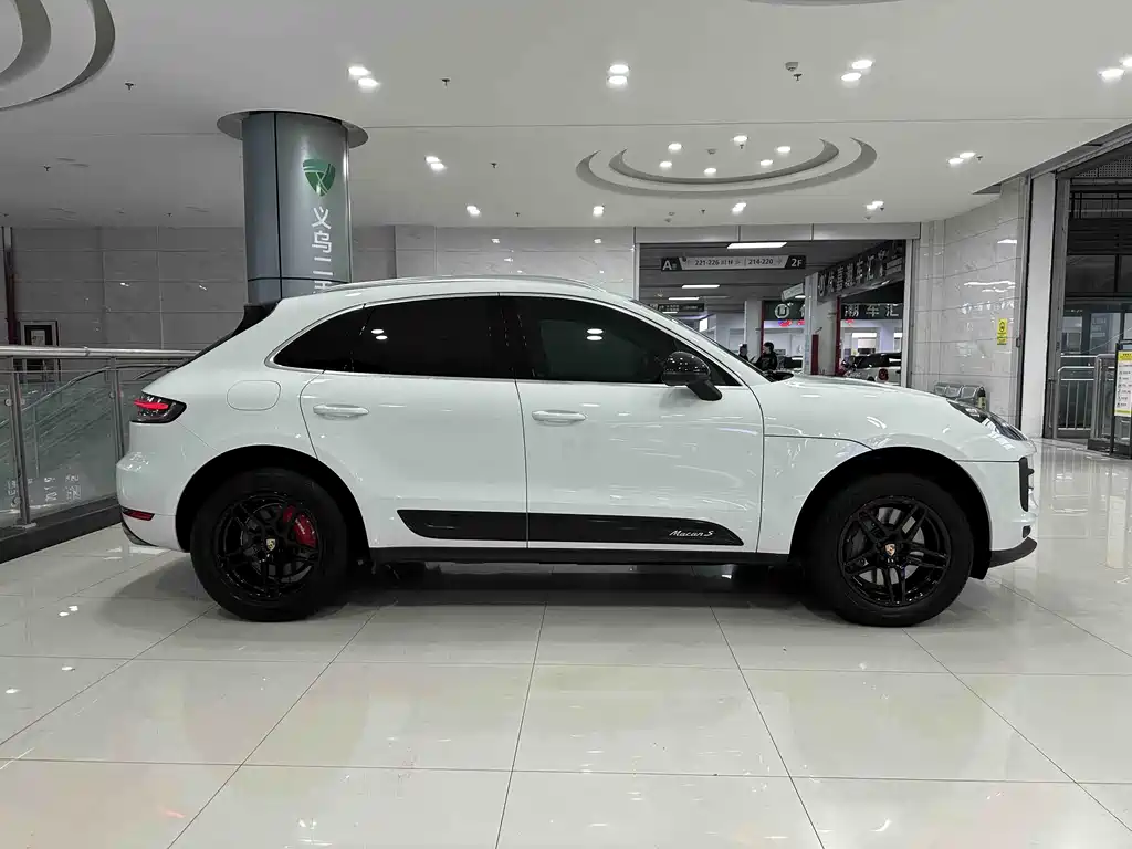 Macan 2020 Macan S 3.0T купить на сайте DeffCars