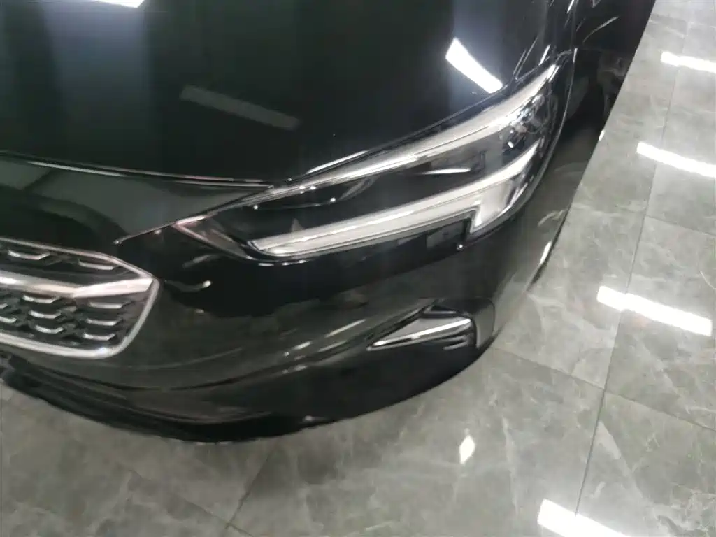 Regal 2023 552T smart model купить на сайте DeffCars