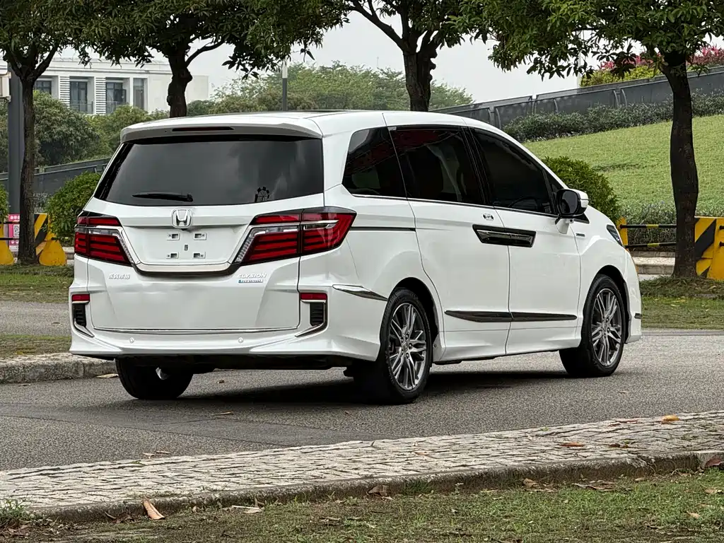 Alison 2019 2.0L Hybrid Deluxe Edition купить на сайте DeffCars