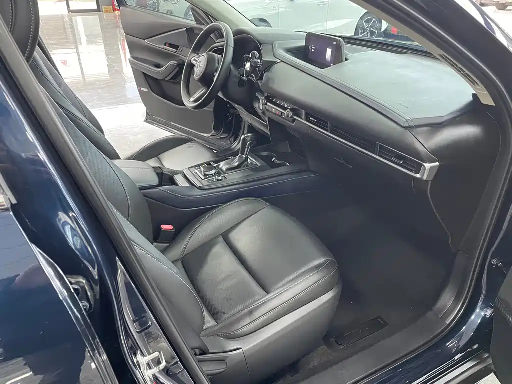 Mazda CX-30 2021 2.0L automatic quality model купить на сайте DeffCars