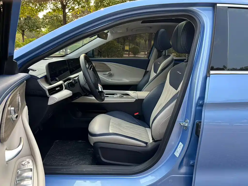 Arrizo 8 2022 model 1.6T DCT Yi купить на сайте DeffCars