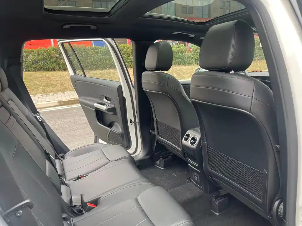 Mercedes-Benz GLB 2021 GLB 200 Dynamic купить на сайте DeffCars