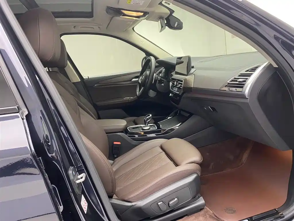 BMW X3 2023 Facelift xDrive30i Leading M Night Package купить на сайте DeffCars