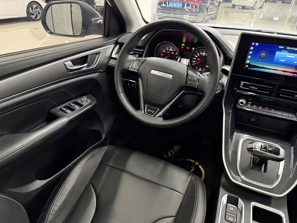 Haval M6 2021 PLUS 1.5T DCT luxury smart connected model купить на сайте DeffCars