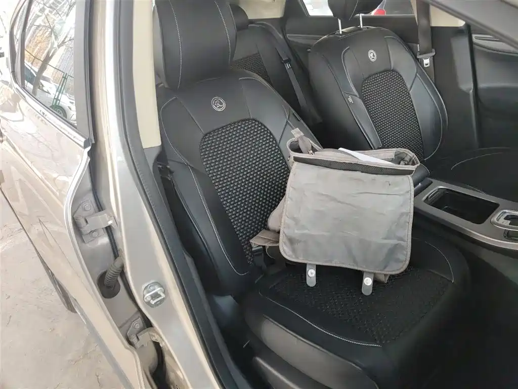Emgrand GS 2018 trendsetting version 1.4T automatic leading smart connected model купить на сайте DeffCars