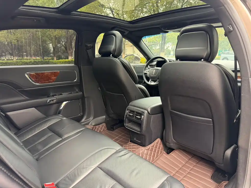 Lincoln Continental 2019 2.0T 2WD Exclusive Edition National V купить на сайте DeffCars