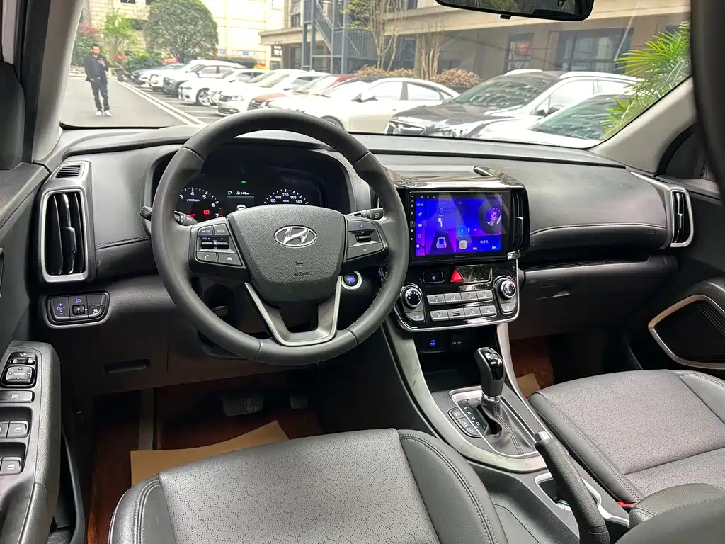 Beijing Hyundai ix35 2019 2.0L automatic two-wheel drive Zhiyong·Enjoy Edition National VI купить на сайте DeffCars