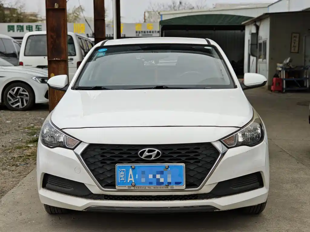 Yuena RV 2017 1.4L Manual Cool Version GLS National V купить на сайте DeffCars