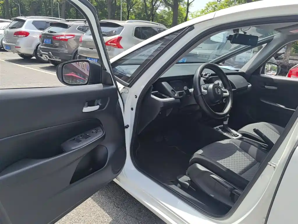 Fit 2021 1.5L CVT Trendy Edition купить на сайте DeffCars