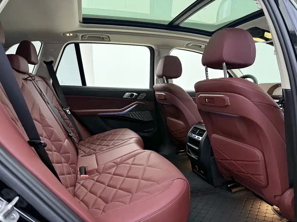 BMW X5 2023 xDrive 30Li Exclusive M Sports Package купить на сайте DeffCars
