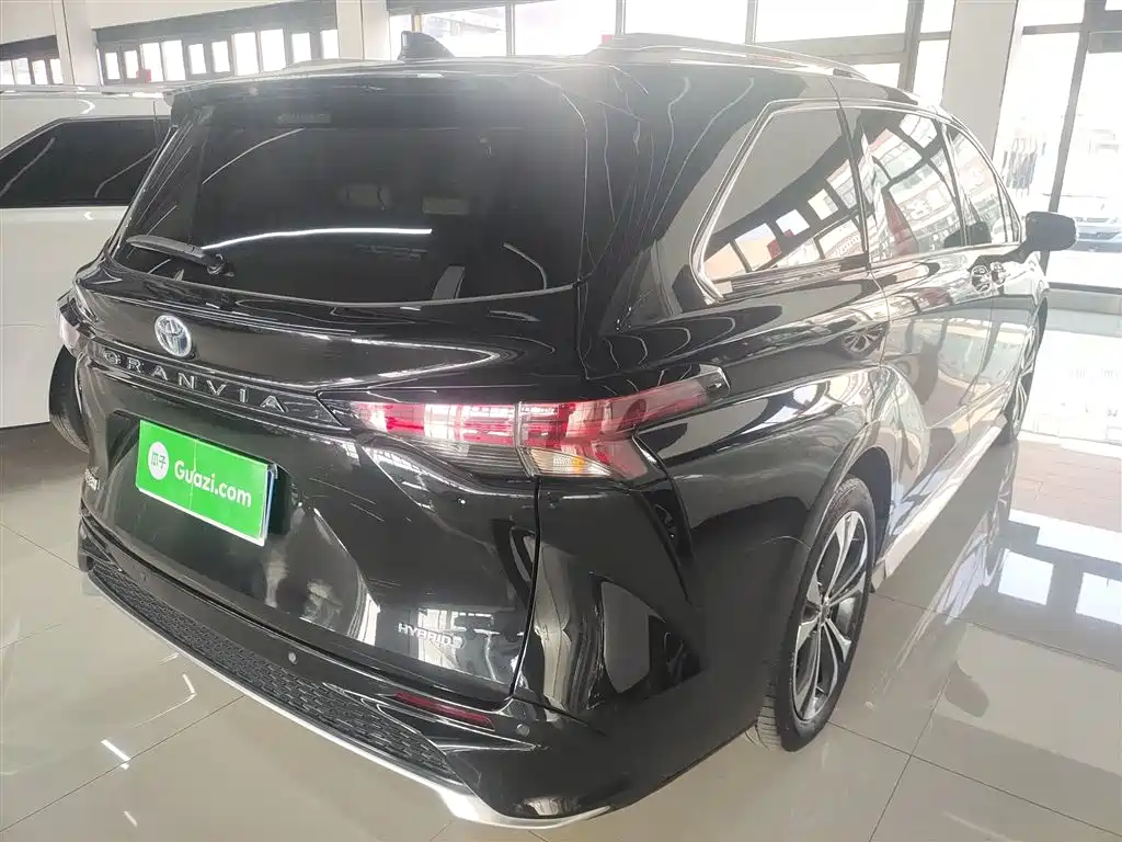 Grevia 2023 2.5L Hybrid Premium PLUS Edition купить на сайте DeffCars